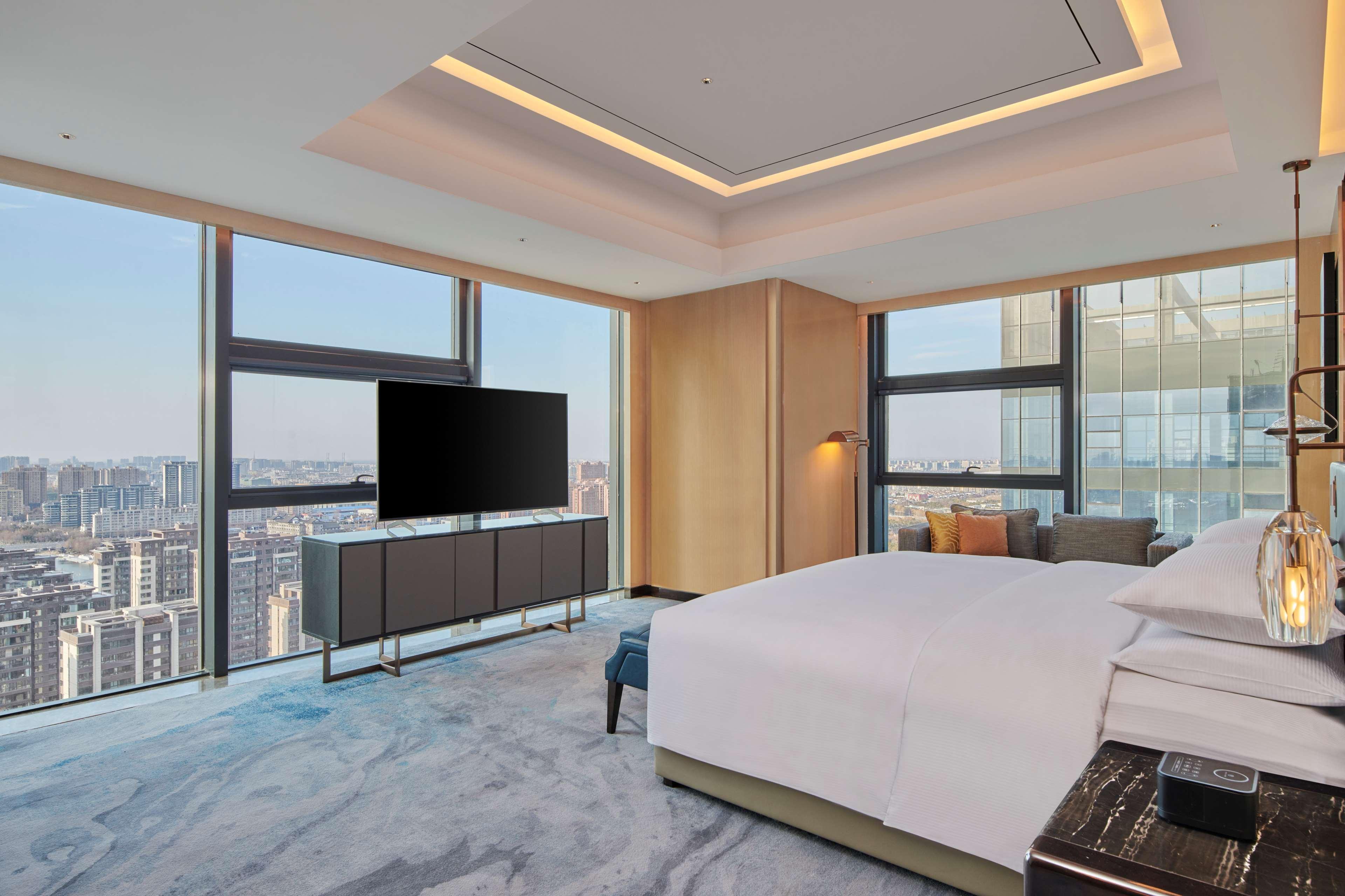 Hilton Yancheng Hotel เหยียนเฉิง ภายนอก รูปภาพ